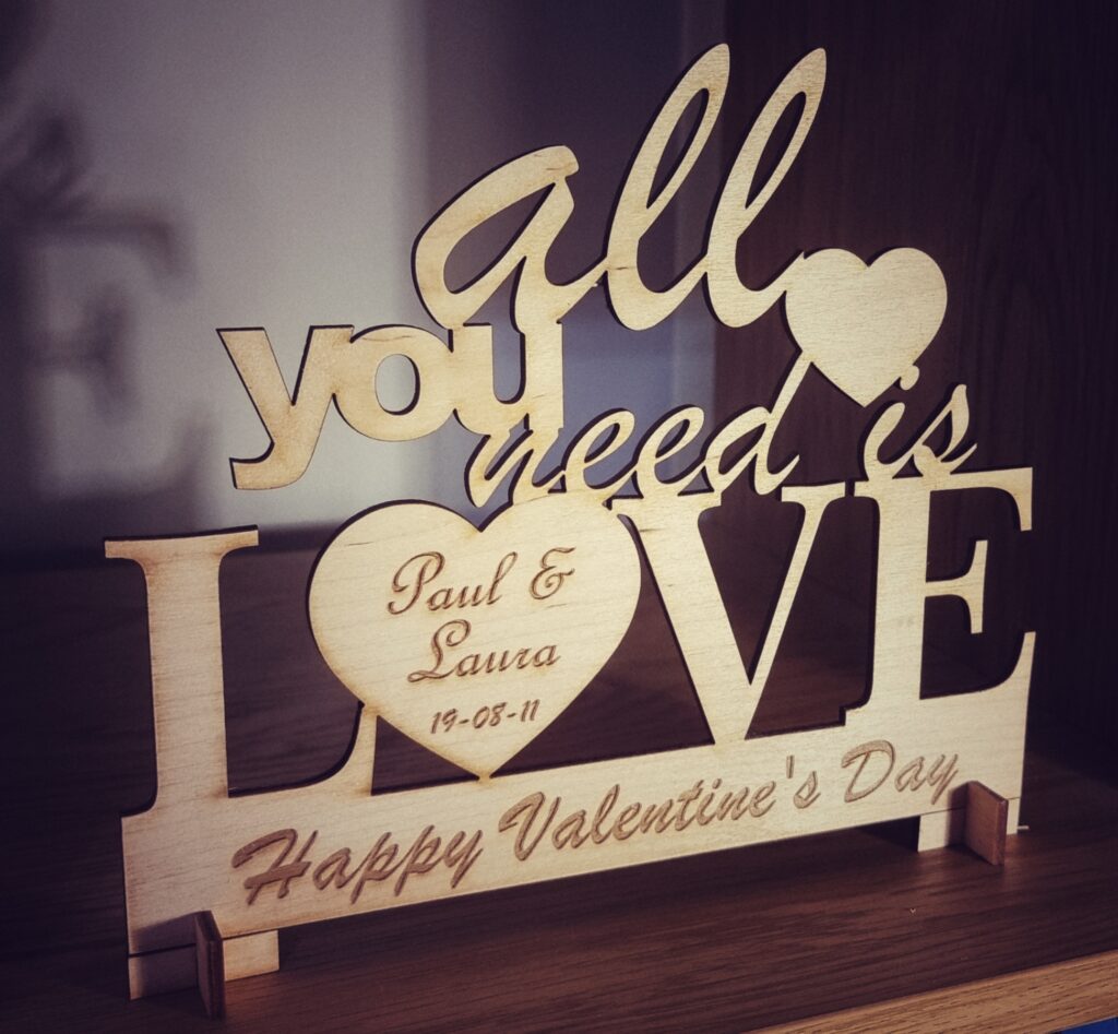 All you need is Love Stand